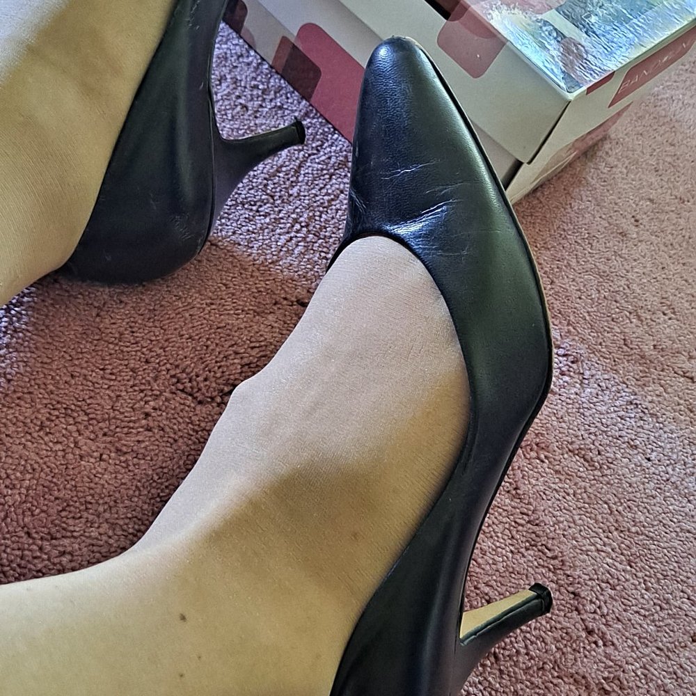 Vintage Black Bandolino High Heel Classic Pumps Size 7 - Picture 4 of 13